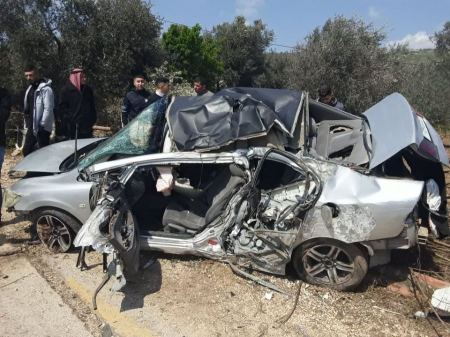 يعبد : اصابتان بحادث سير ذاتي
